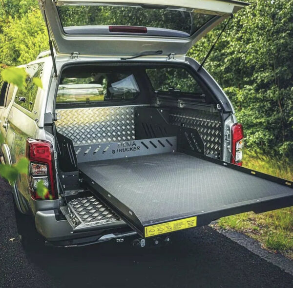 Bedslide til pickup. Uttrekkbart gulv til lasteplan. Planslede til Ford, Toyota Hilux, VW Amarok, Isuzu D-Max, Nissan Navara