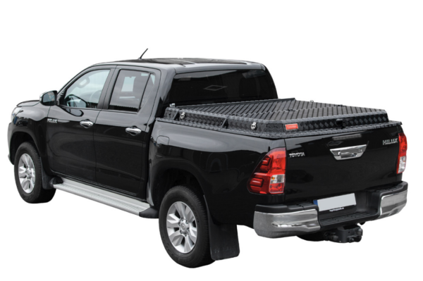 Almeco Toyota Hilux DC 2016-2025, sort