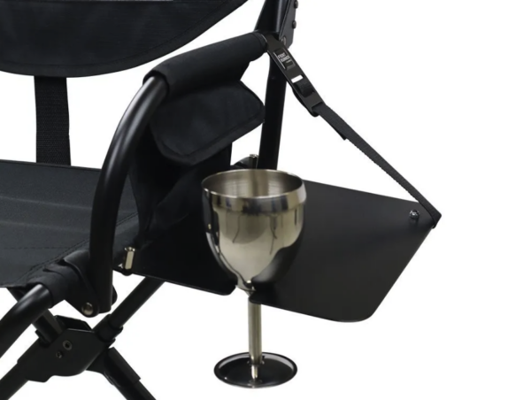 Hendig bord som festes på Expander camping chair fra Front Runner.