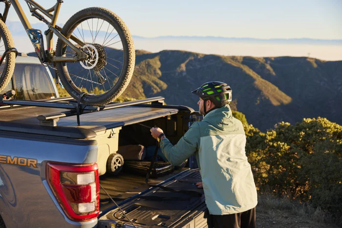 EVO Mountain Top Realtruck