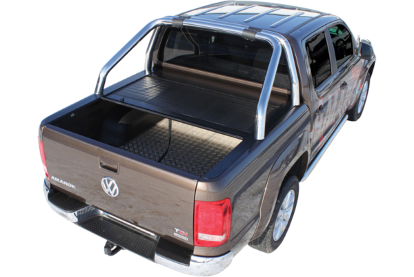 Rulledeksel til VW Amarok. VW Amarok bed cover som er et låsbart rullelokk til Amarok