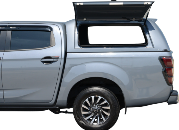 Hardtop Isuzu D-Max finner du her. Topp til Isuzu med alt av utstyr.