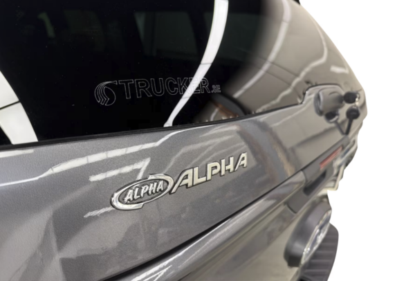Alpha GSR, hardtop Ford Ranger DC. Hardtop med lufting.